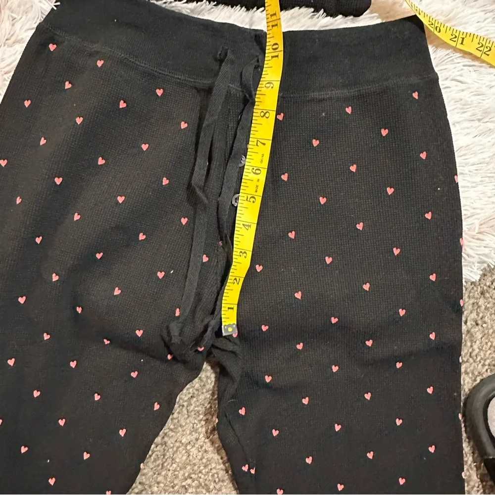 Revolve Plush hearts pajama set new XL - Picture 6 of 9